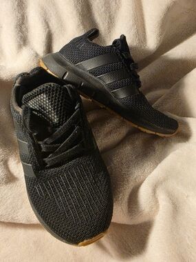 Kids Adidas Swift Run Shoes
